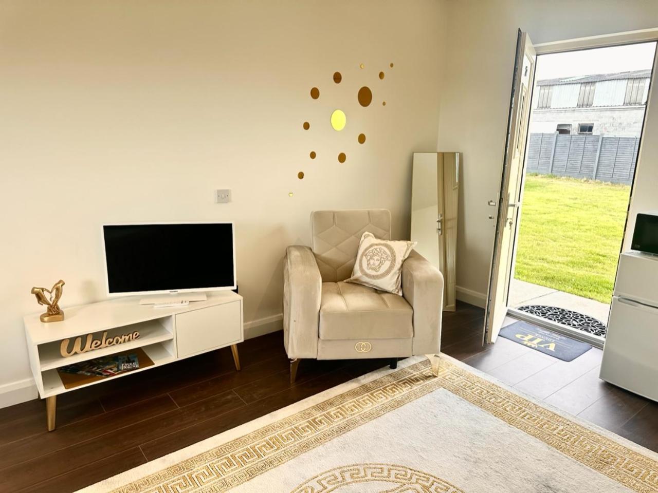 Kildare Luxury Suites Buitenkant foto