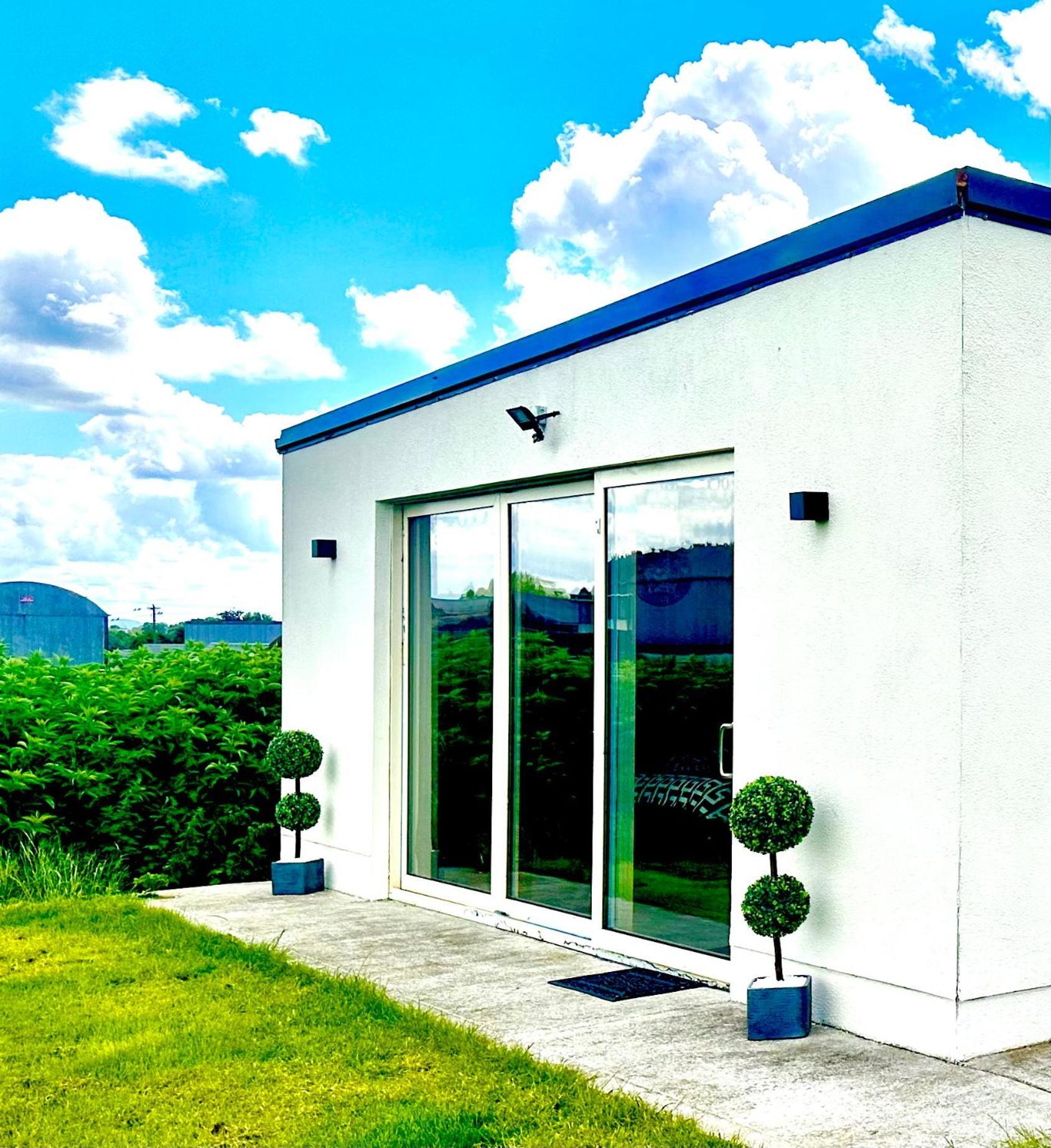 Kildare Luxury Suites Buitenkant foto